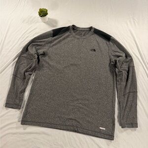 The North Face Mens Gray Vaporwick Long sleeve Workout Athletic Shirt Size M